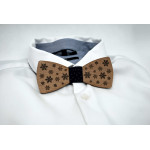 Bow tie in wood, snowflake pattern