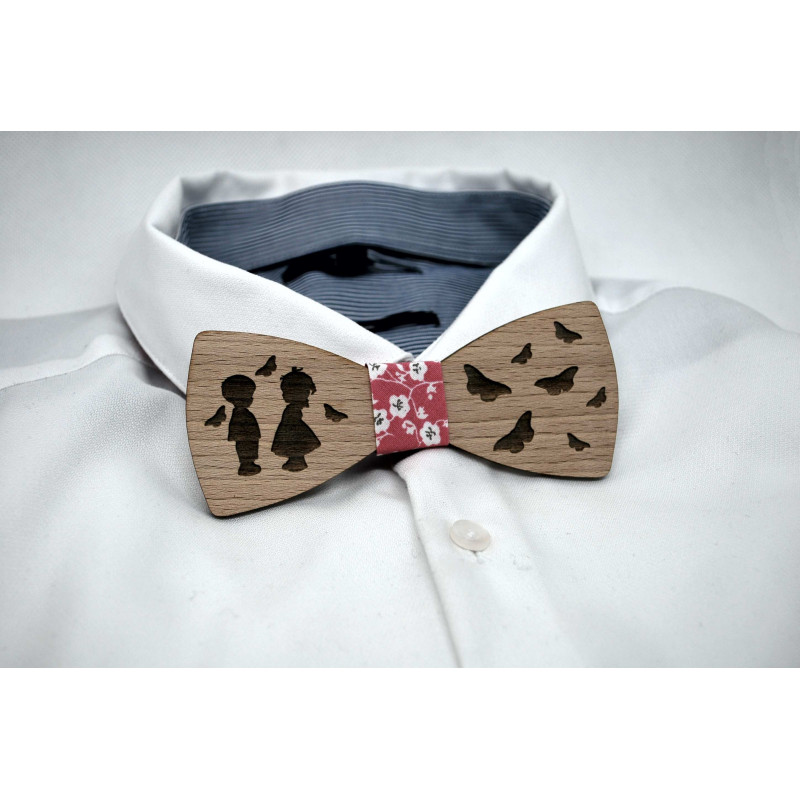 Bow tie in wood, butterfly child motif